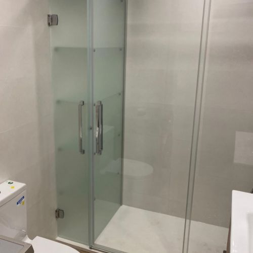 Cambio de bañera por plato de ducha ZOAL