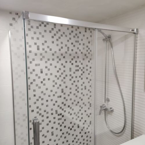 Cambio de bañera por plato de ducha ZOAL